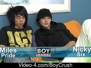 twinks Nicky Six kicks off his 1st homo consent to thither Miles Snobbery who worships his nine incher thither relish gay